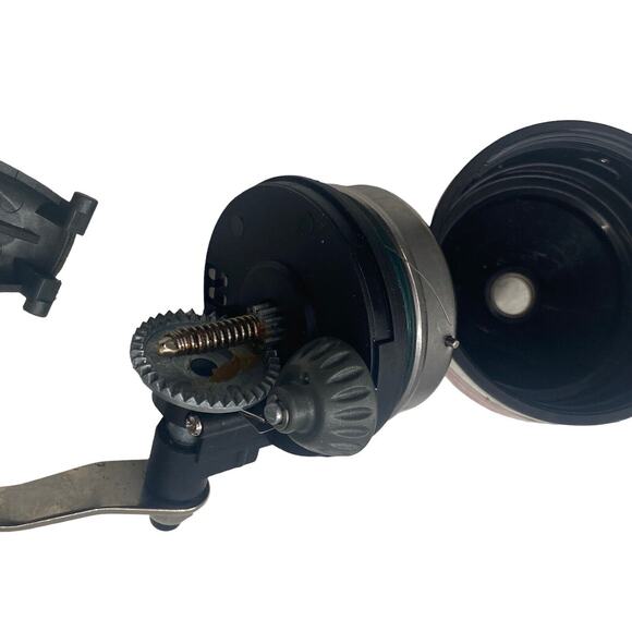 Shakespeare Spincasting Fishing Reel Silver Black and Red Works Great - Picture 7 of 9